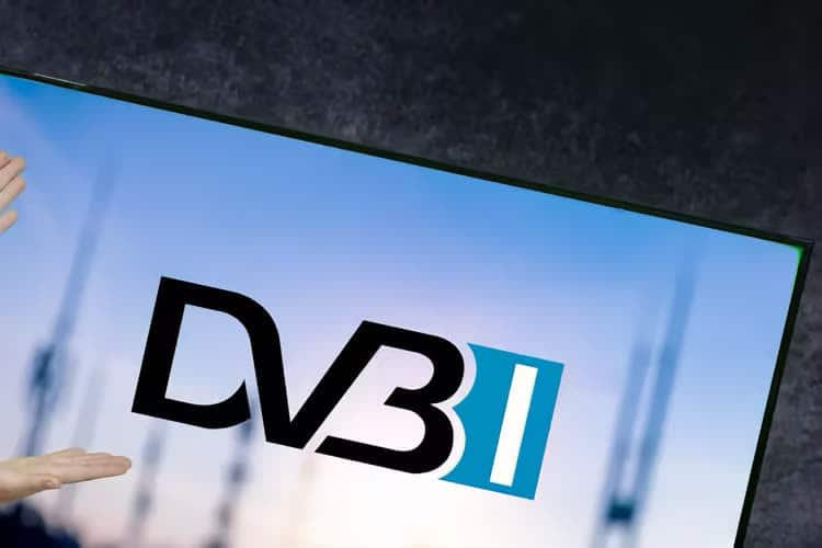 LE DVB-I VA ÊTRE TESTÉ EN FRANCE EN 2026, POUR UNE DIFFUSION STANDARDISÉE DE LA TNT PAR INTERNET